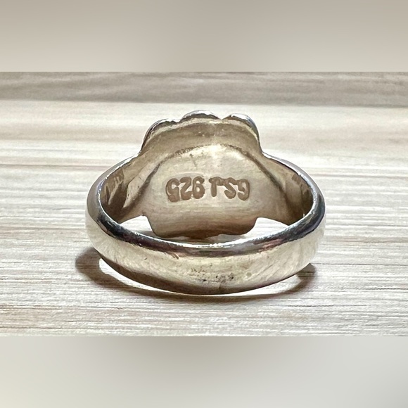 Designer Signed GSJ Sterling Silver Modernist Puffy Striped Band Ring, Size 7.5 - Picture 4 of 10